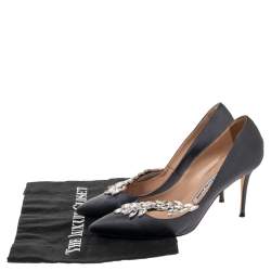 مملوكة مسبقًا Manolo Blahnik Metallic Grey Satin Nadira Pointed Toe Pumps Size 36.5