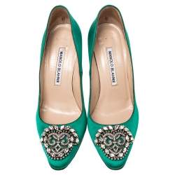 Pre Owned  Manolo Blahnik Green Satin Okkaava Emerald Pumps Size 36.5