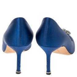 Pre Owned Manolo Blahnik Blue Satin Hangisi Pumps Size 39