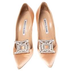 Pre Owned Manolo Blahnik Beige Satin Borlak Embellished Pumps Size 36.5