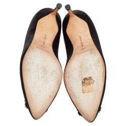 Pre Owned Manolo Blahnik Black Satin Hangisi Embellished Pumps Size 39.5