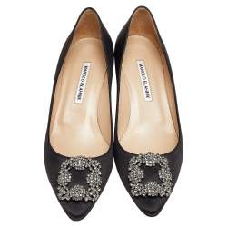 Pre Owned Manolo Blahnik Black Satin Hangisi Embellished Pumps Size 39.5