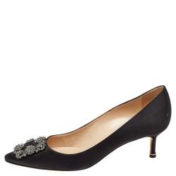 Pre Owned Manolo Blahnik Black Satin Hangisi Embellished Pumps Size 39.5