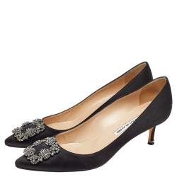 Pre Owned Manolo Blahnik Black Satin Hangisi Embellished Pumps Size 39.5