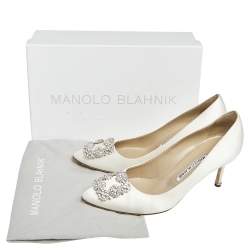 Pre Owned Manolo Blahnik White Satin Hangisi Pumps Size 39.5