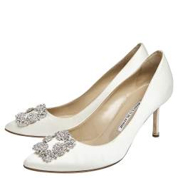 Pre Owned Manolo Blahnik White Satin Hangisi Pumps Size 39.5