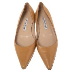 Pre Owned حذاء باليرينا فلات مانولو بلانيك تيتو جلد بني فاتح نقدمة مدببة مقاس 36.5