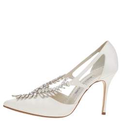 Pre Owned Manolo Blahnik White Satin Lala Crystal Embellished Pointed Toe Pumps Size 38