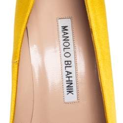 Pre Owned حذاء كعب عالي مانولو بلانيك مزخرف كريستال هانغيسي مقدمة مدببة ساتان وردي مقاس 37