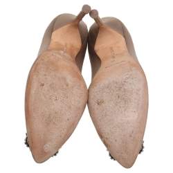 مملوكة مسبقًا  حذاء كعب عالي مانولو بلانيك ساتان بني مزخرف هانغيسي مقدمة مدببة مقاس 36