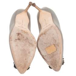 Pre Owned حذاء كعب عالي مانولو بلانيك هانغيسي ساتان رمادي مقاس 37