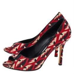 Manolo Blahnik Multicolor Fabric Peep toe Pumps Size 37.5