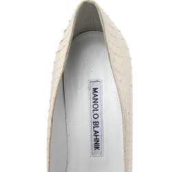 Pre Owned حذاء كعب عالي مانولو بلانيك بي بي مقدمة مدببة جلد ثعبان أبيض مقاس 36