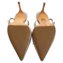 Pre Owned صندل مانولو بلانيك لوروم ساتان رصاصي مزخرف كريستال مقدمة مدببة مقاس 41