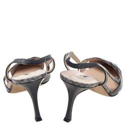 Pre Owned صندل مانولو بلانيك جلد ثعبان وجلد لامع بيج ورصاصي داكن مقدمة مدببة فتحة كعب مقاس 40