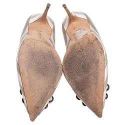 Pre Owned Manolo Blahnik Cream/Grey Satin Pointed Toe Pumps Size 36.5