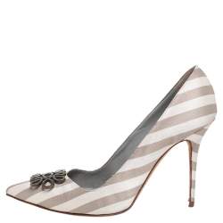 Pre Owned Manolo Blahnik Cream/Grey Satin Pointed Toe Pumps Size 36.5