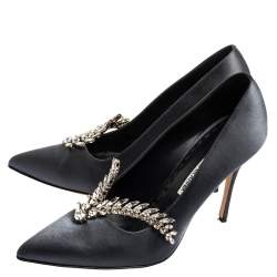Pre Owned Manolo Blahnik Grey Satin Nadira Crystal Embellished Pointed Toe Pumps Size 38.5