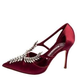 مملوكة مسبقًا حذاء كعب عالي مانولو بلانيك لالا ساتان عنابي مقاس 38