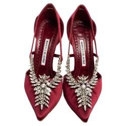 مملوكة مسبقًا حذاء كعب عالي مانولو بلانيك لالا ساتان عنابي مقاس 38