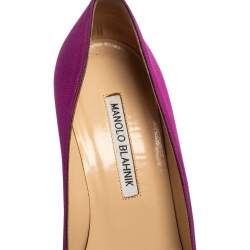 Pre Owned Manolo Blahnik Purple Satin Hangisi Pointed-Toe Pumps Size 35.5