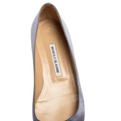 Pre Owned Manolo Blahnik Grey Satin Hangisi Ballet Flats Size 39.5