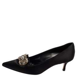 Pre Owned Manolo Blahnik Black Satin Crystal Embellished Pumps Size 36.5