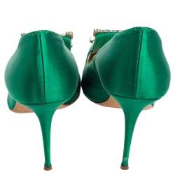 Pre Owned Manolo Blahnik Green Satin Borlak Pointed-Toe Pumps Size 39