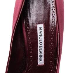 Pre Owned حذاء كعب عالي مانولو بلانيك تارتوناكري ساتان عنابي مقاس 38