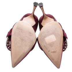 Pre Owned حذاء كعب عالي مانولو بلانيك تارتوناكري ساتان عنابي مقاس 38