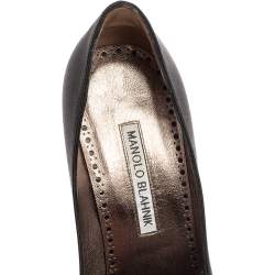 Pre Owned حذاء كعب عالي مانولو بلانيك إبزيم مزخرف كريستال ساتان أسود مقاس 36