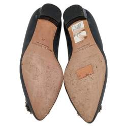 Pre Owned حذاء باليرينا فلات مانولو بلانيك هانغيسي ساتان رصاصي مقاس 37