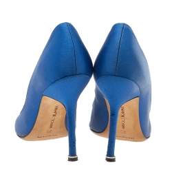 Pre Owned حذاء كعب عالي مانولو بلانيك هانغيسي ساتان أزرق مزخرف مقاس 36