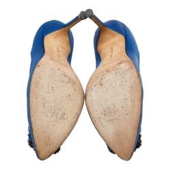 Pre Owned حذاء كعب عالي مانولو بلانيك هانغيسي ساتان أزرق مزخرف مقاس 36