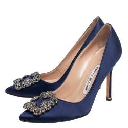 Pre Owned Manolo Blahnik Navy Blue Satin Hangisi Pumps Size 35