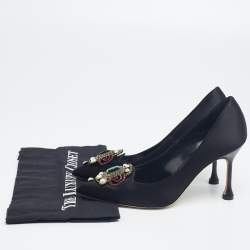 Pre Owned Manolo Blahnik Black Satin Embellished Pointed Toe  Pumps Size 35.5