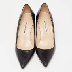 Pre Owned Manolo Blahnik Black Leather BB Pointed Toe Pumps Size 38