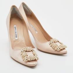 Pre Owned Manolo Blahnik Beige Satin Hangisi Pointed Toe Pumps Size 37.5