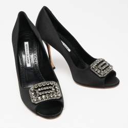 مملوكة مسبقًا Manolo Blahnik Black Satin Matik Peep Toe Pumps Size 38.5 