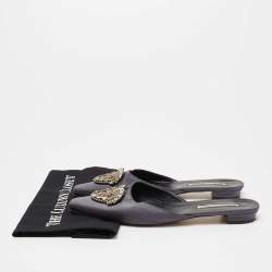 Manolo Blahnik Grey Satin Okkatomu Crystal Embellished Crest Flat Mules Size 39