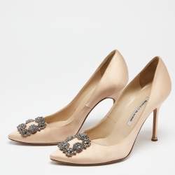 Pre Owned Manolo Blahnik Beige Satin Hangisi  Pumps Size 39.5 