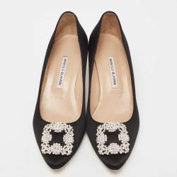 Pre Owned حذاء كعب عالي مانولو بلانيك هانغيسي ساتان أسود مقاس 42 