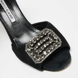 Pre Owned صندل مانولو بلانيك ترايس سويدي أسود مزخرف كريستال كعب روكي مقاس 40