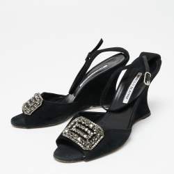 Pre Owned صندل مانولو بلانيك ترايس سويدي أسود مزخرف كريستال كعب روكي مقاس 40