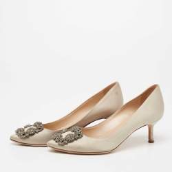 Pre Owned Manolo Blahnik Grey Satin Hangisi Pumps Size 35