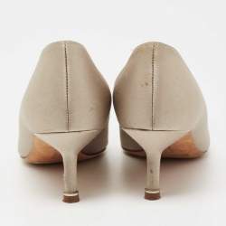Pre Owned Manolo Blahnik Grey Satin Hangisi Pumps Size 35