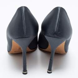 Pre Owned Manolo Blahnik Grey Satin Hangisi Pointed Toe Pumps Size 39