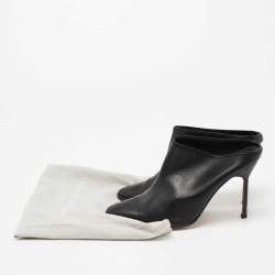 Pre Owned Manolo Blahnik Black Leather Mules Size 37.5