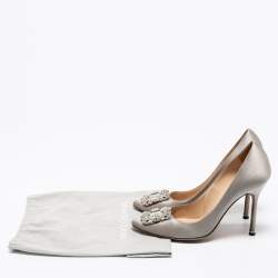 Pre Owned حذاء كعب عالي مانولو بلانيك هانغيسي ساتان رصاصي مقاس 39