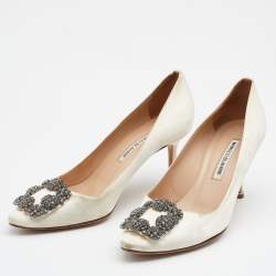 Pre Owned حذاء كعب عالي مانولو بلانيك هانغيسي سات ان كريمي مزخرف كريستال مقاس 38